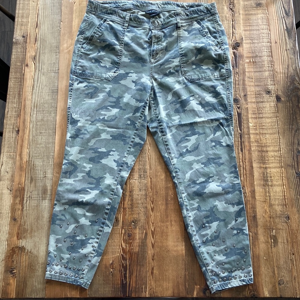 The camo trend is hot right now! Look super cute this fall with these.